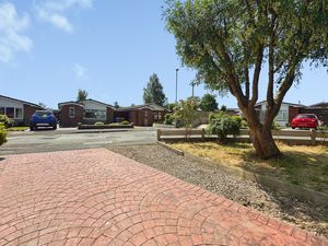 Front Aspect- click for photo gallery